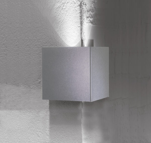Manine indoor diffused 270-V single-emission vertical